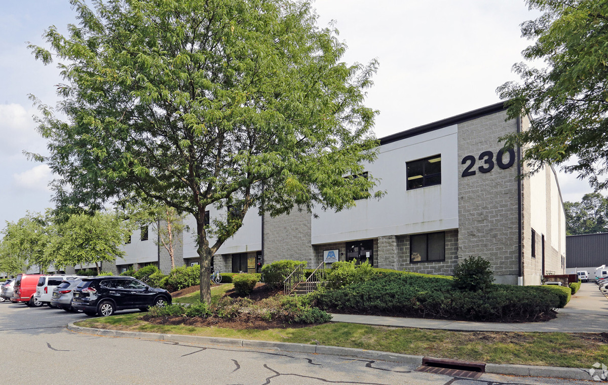 Pompton Plains Office - 230 West Parkway